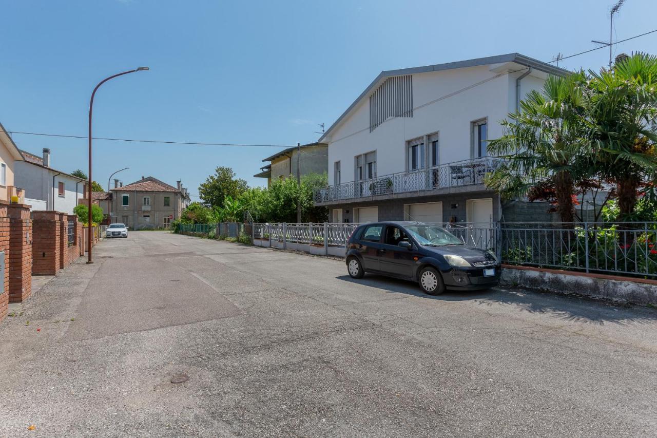 Ca Fernanda Apartment Fiesso Umbertiano ภายนอก รูปภาพ